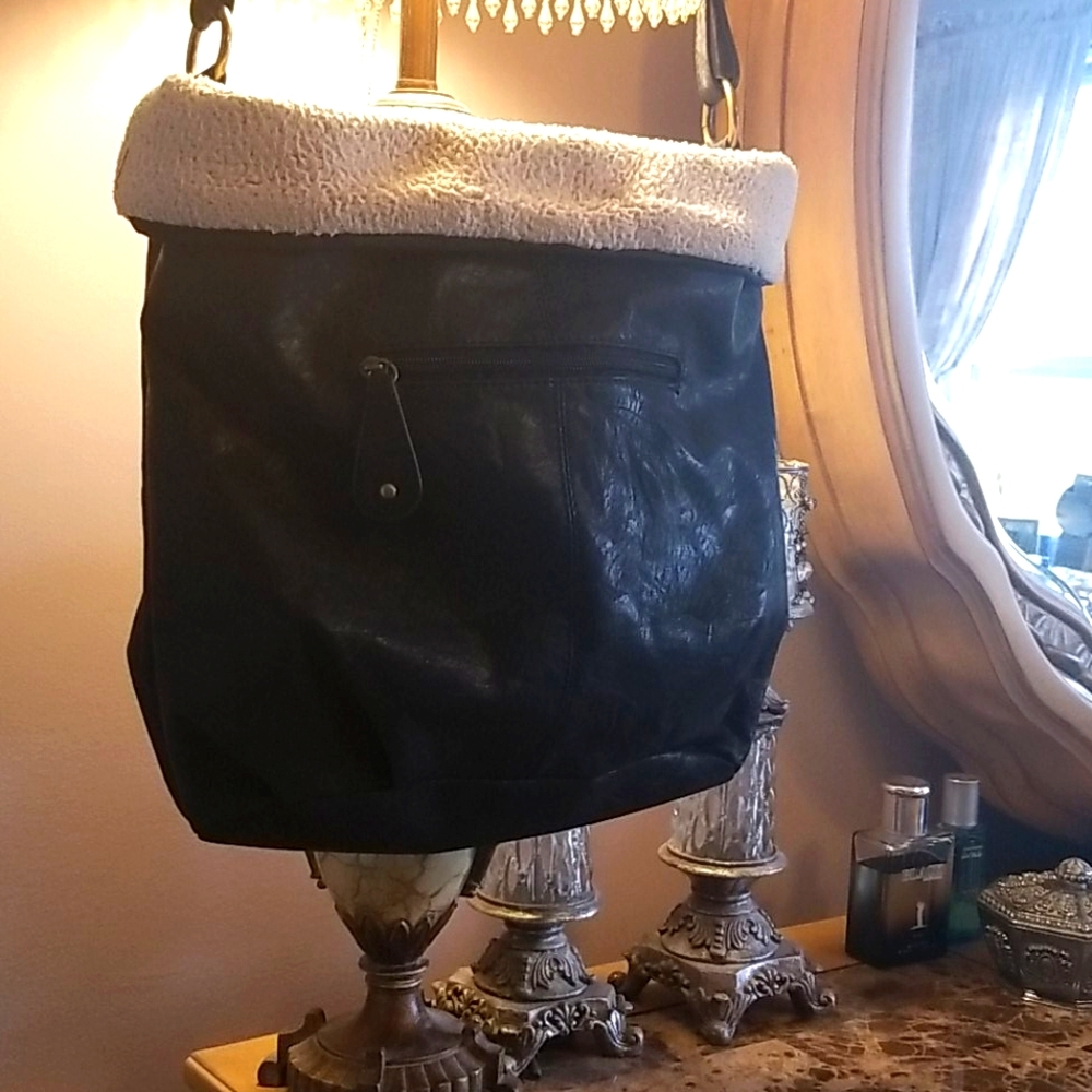 Hand bag
